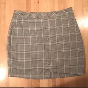 Women’s plaid mini skirt